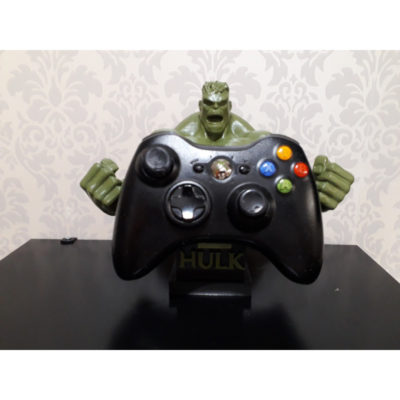 Porta Controle do Hulk – Suporte de Mesa